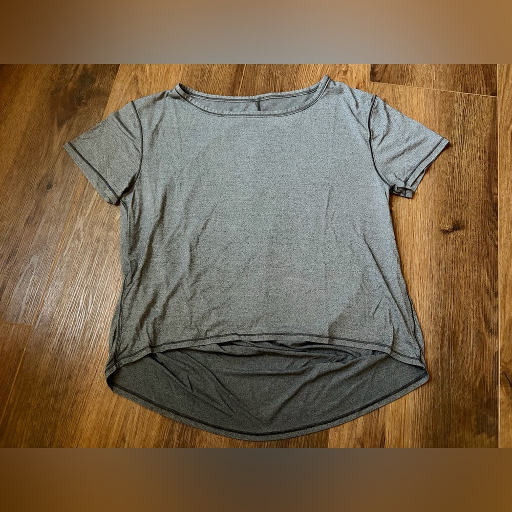 Lululemon Training Short Sleeve Charcoal Gray Top Women’s